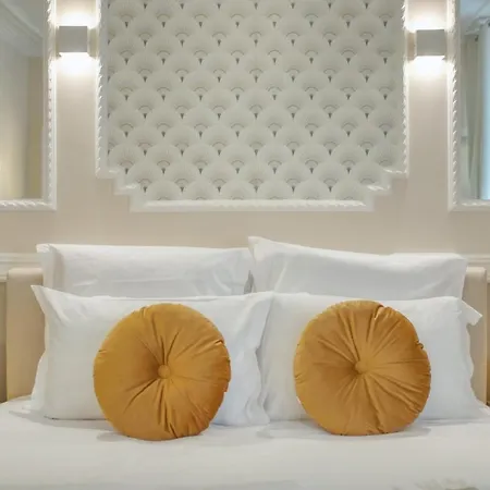 Apartman Opera 2br *