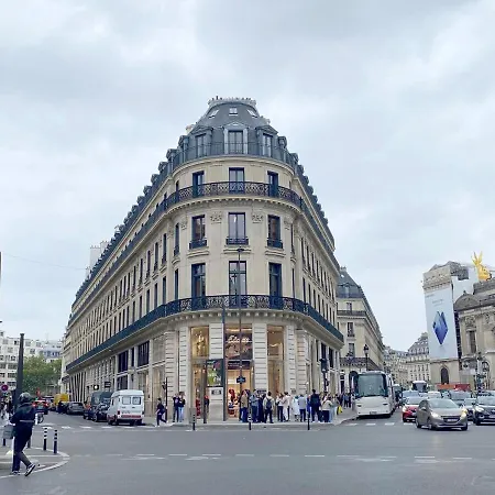 Opera 2br Paris